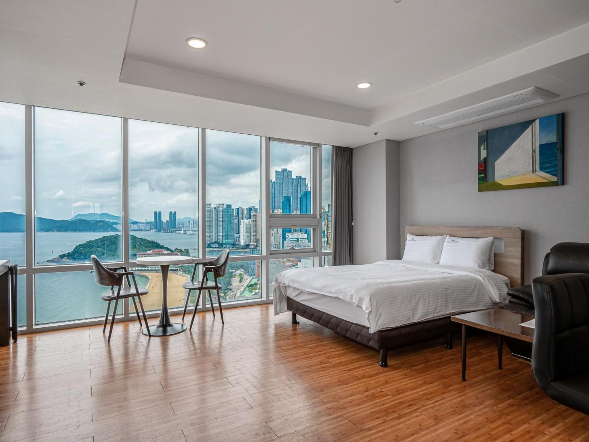 Haeundae Seacloud Hotel Residence Μπουσάν Εξωτερικό φωτογραφία